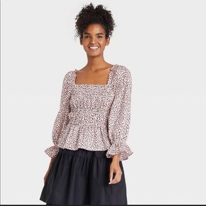 Women’s Balloon 3/4 Sleeve Top